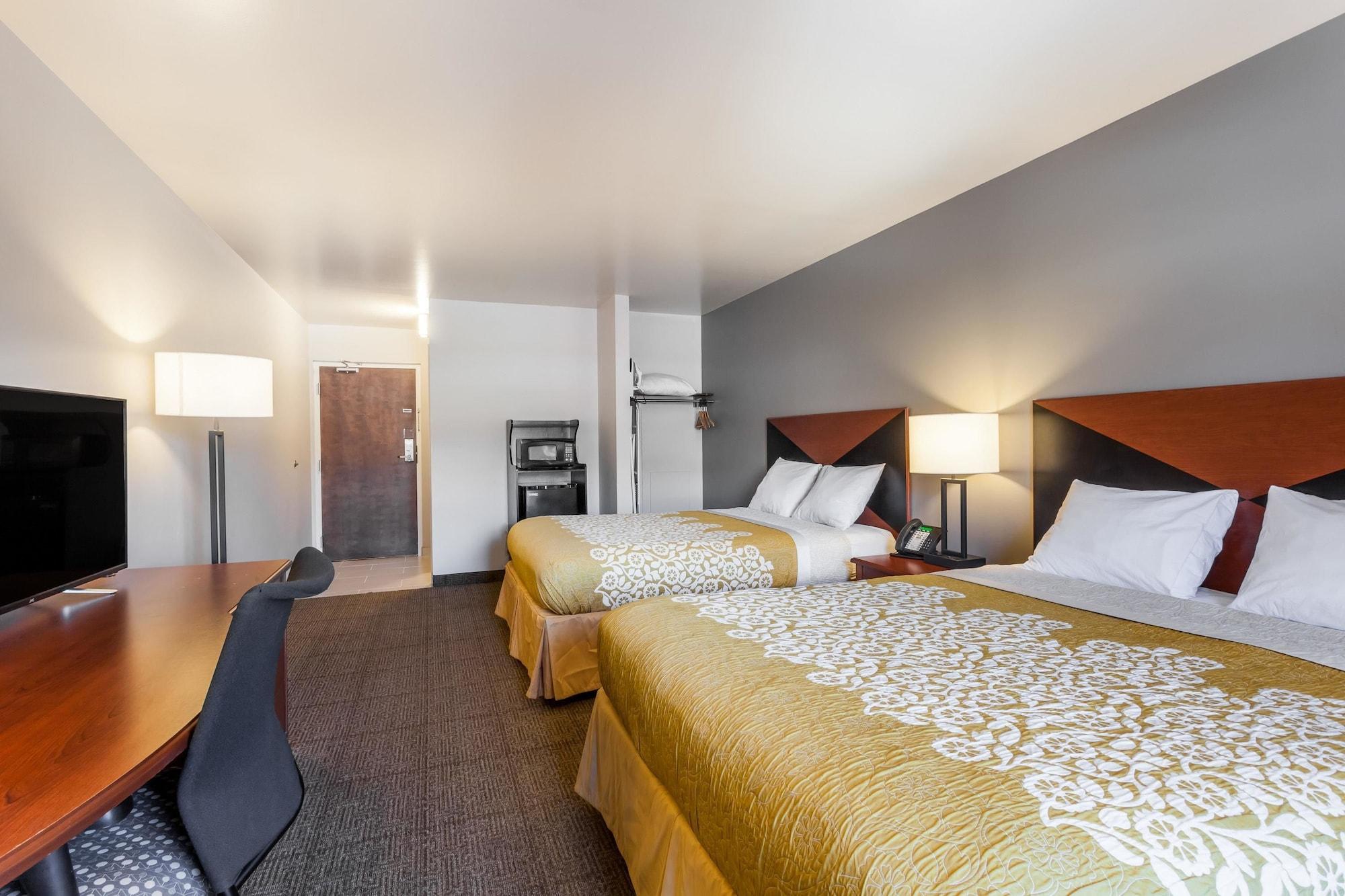 Days Inn & Suites By Wyndham Lancaster Amish Country Mountville Eksteriør bilde