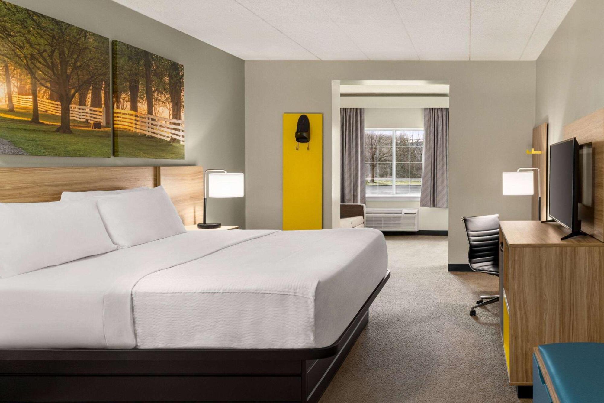 Days Inn & Suites By Wyndham Lancaster Amish Country Mountville Eksteriør bilde